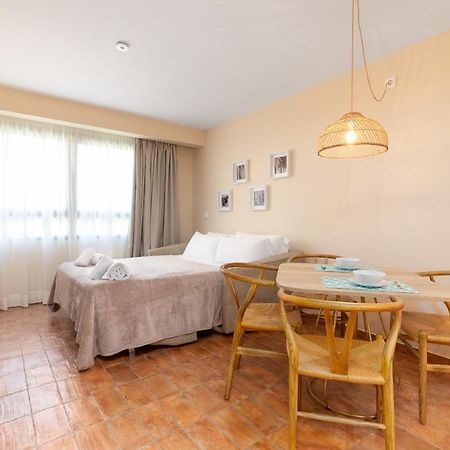 Apartamentos Las Ciencias K Valencia Exteriör bild