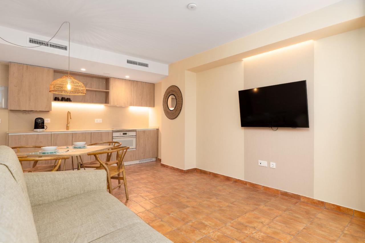 Apartamentos Las Ciencias K Valencia Exteriör bild