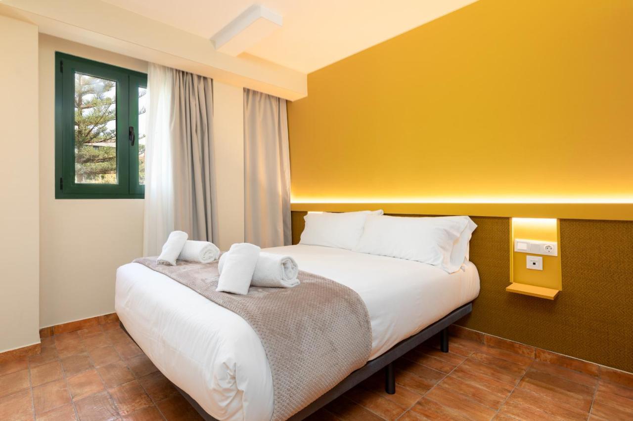 Apartamentos Las Ciencias K Valencia Exteriör bild