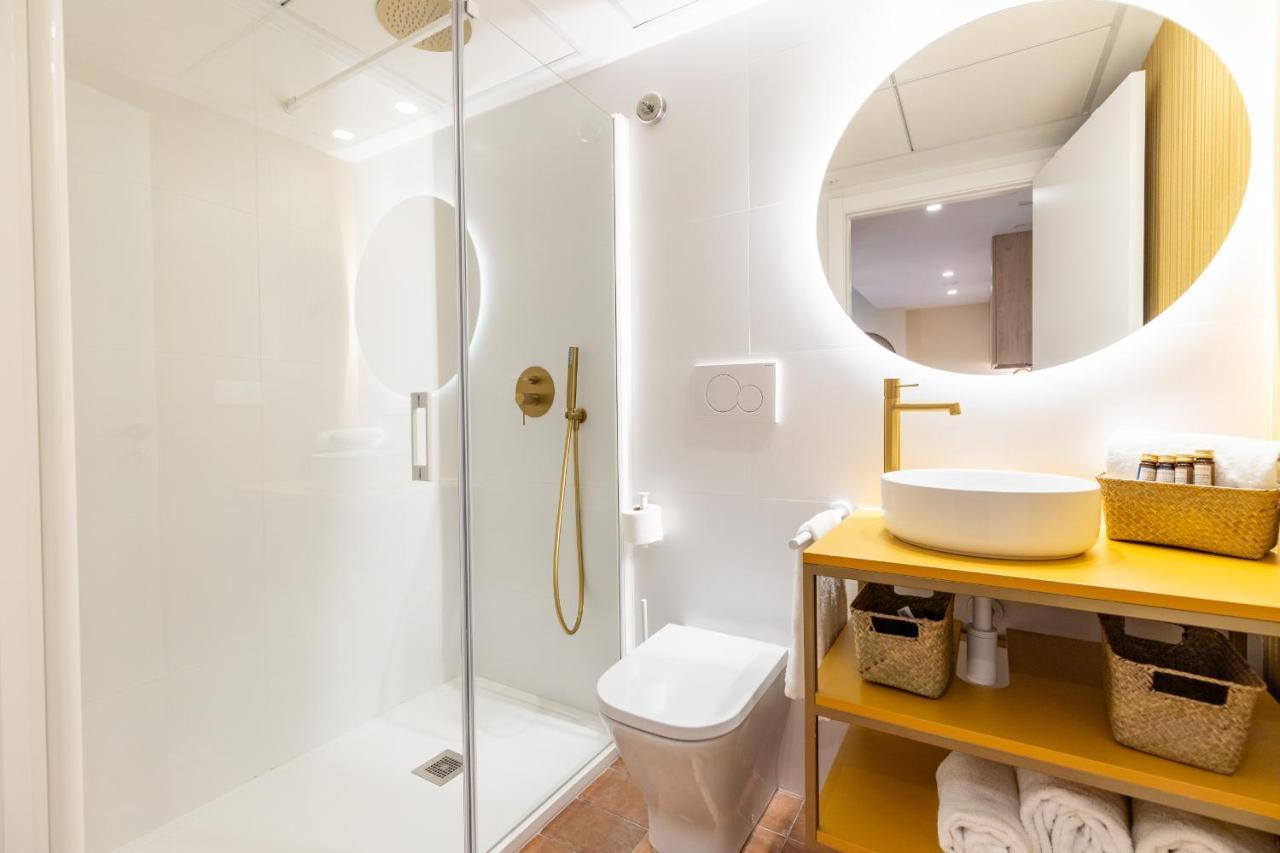 Apartamentos Las Ciencias K Valencia Exteriör bild