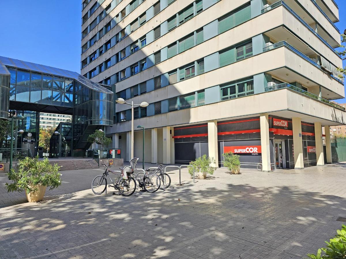 Apartamentos Las Ciencias K Valencia Exteriör bild