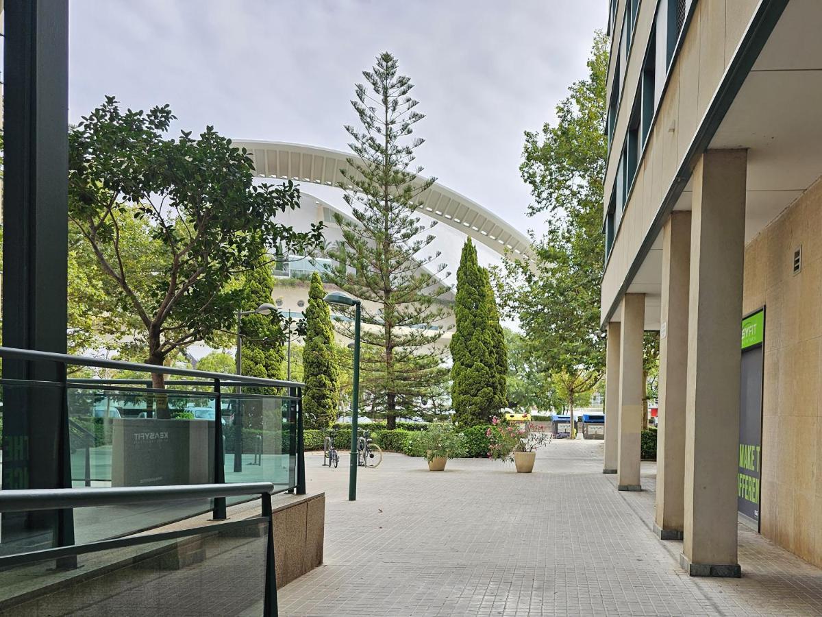 Apartamentos Las Ciencias K Valencia Exteriör bild